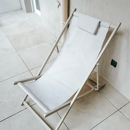 Aya - Renovated Air-conditioned Duplex With Garden Nice