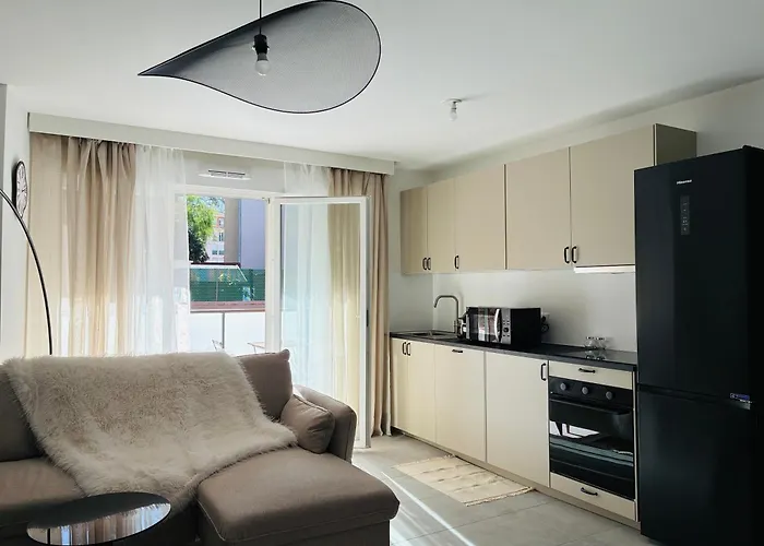 Aya - Renovated Air-conditioned Duplex With Garden Appartement Nice