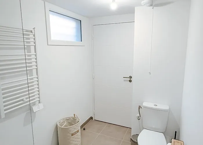 Appartement Aya - Renovated Air-conditioned Duplex With Garden *